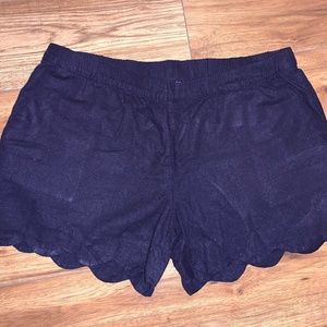Scalloped Leg Shorts
